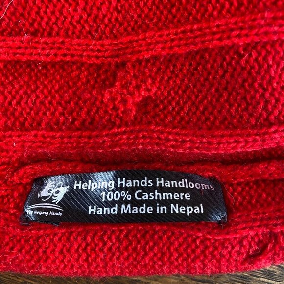 100% Cashmere Red Cable-Knit Beanie Cap, Helping Hand Handlooms #340F - Picture 8 of 8